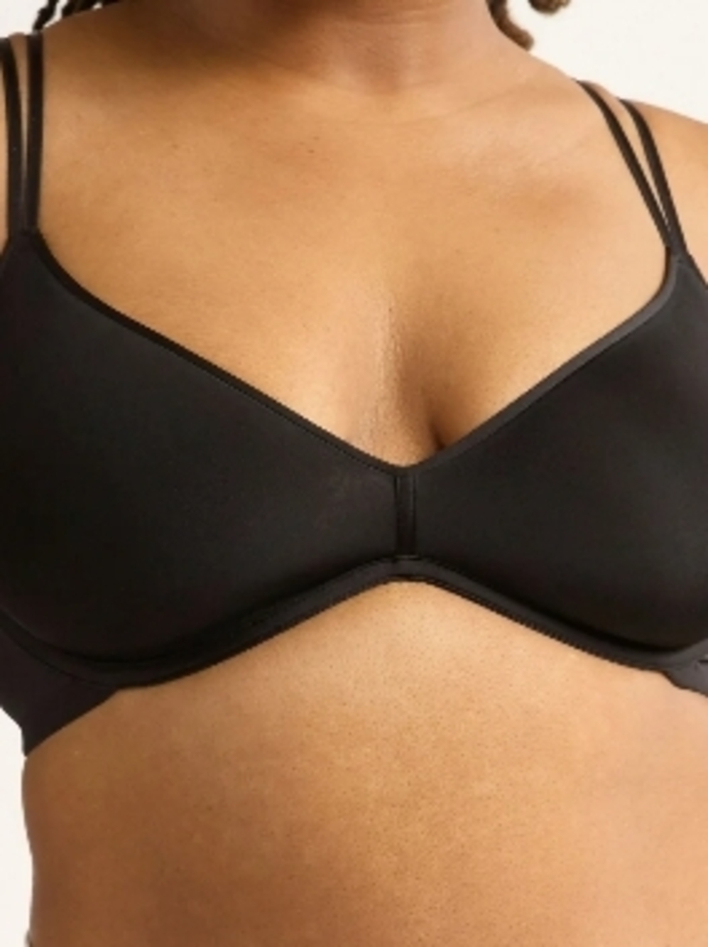 Smooth Wireless Black T-Shirt Bra with Double Straps